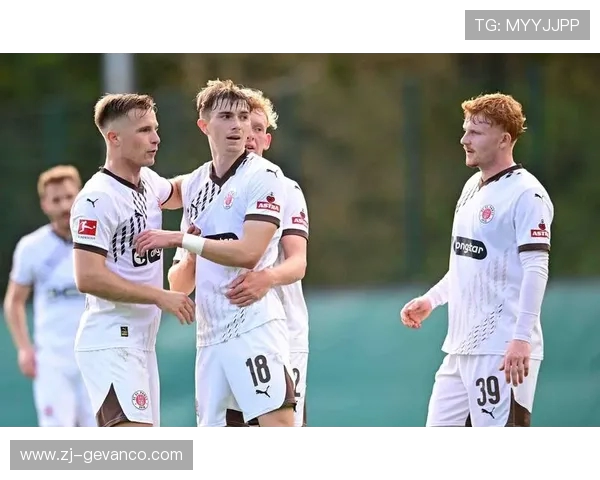 德甲各球队主场名称及主场历史文化介绍